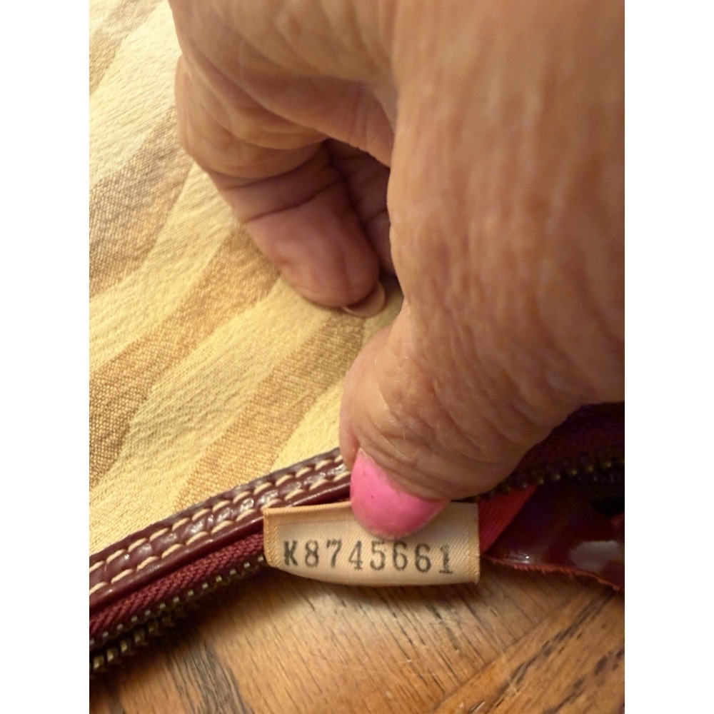 Dooney & Bourke Cream/Tan Zebra Stripe Leather Shoulder Bag & Matching Wallet - Picture 12 of 16